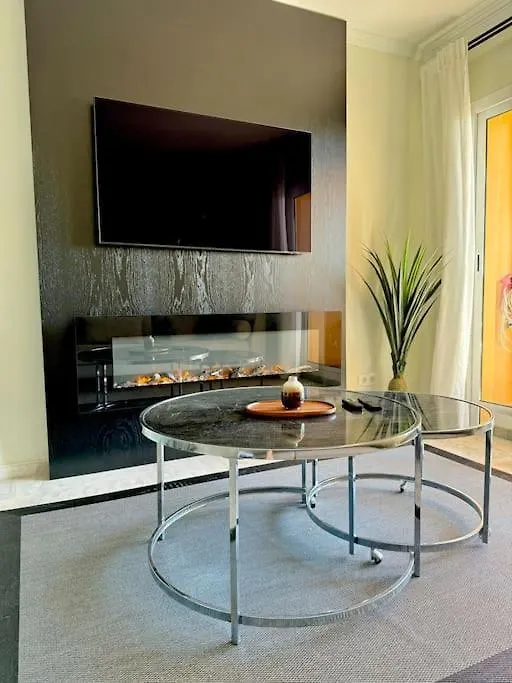 Appartement Luxurious Marbella Retreat With Sea View Terrace à Málaga 0*,  Espagne